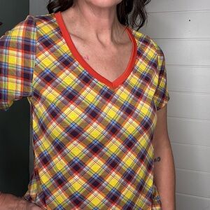 Lularoe Plaid Christy Tee size Medium